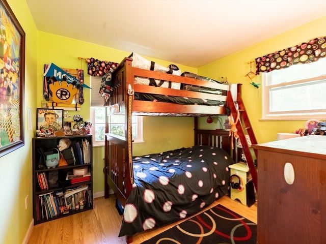 430 Lake Shore Dr, Duxbury, MA 02332