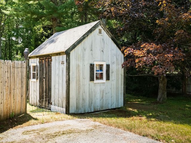 430 Lake Shore Dr, Duxbury, MA 02332