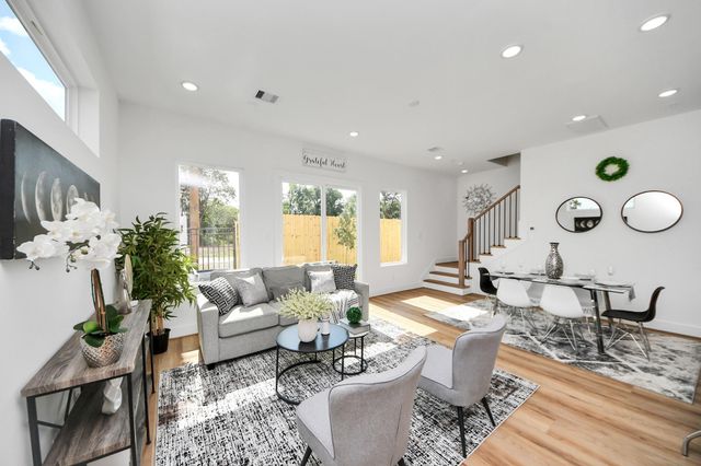 2428 Harrington Street, Houston, TX 77026