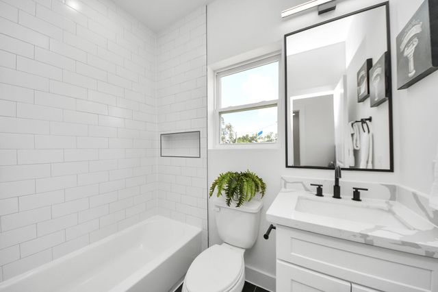 2428 Harrington Street, Houston, TX 77026