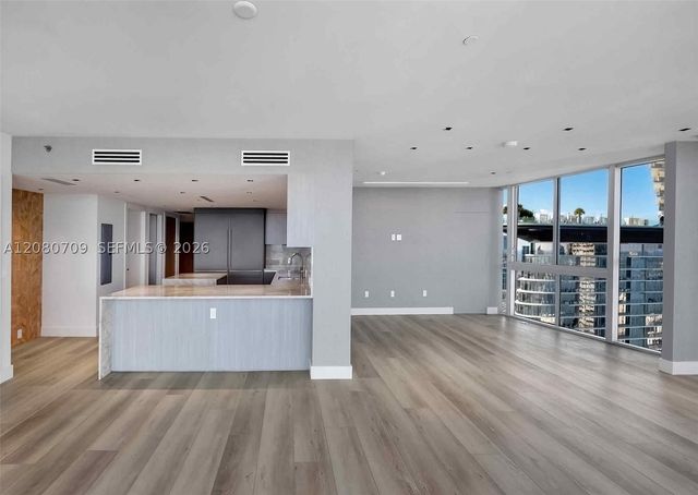 465 Brickell Ave PH5701, Miami, FL 33131