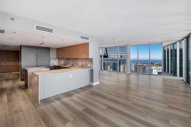 465 Brickell Ave PH5701, Miami, FL 33131