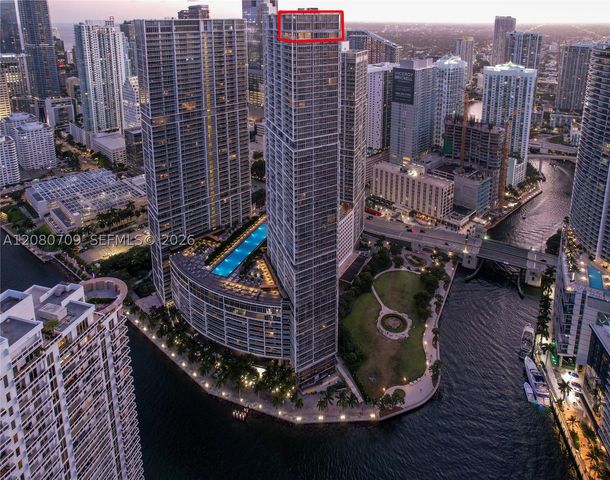 465 Brickell Ave PH5701, Miami, FL 33131