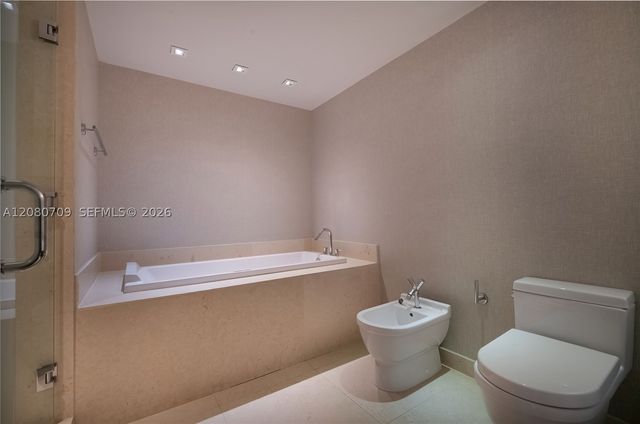 465 Brickell Ave PH5701, Miami, FL 33131