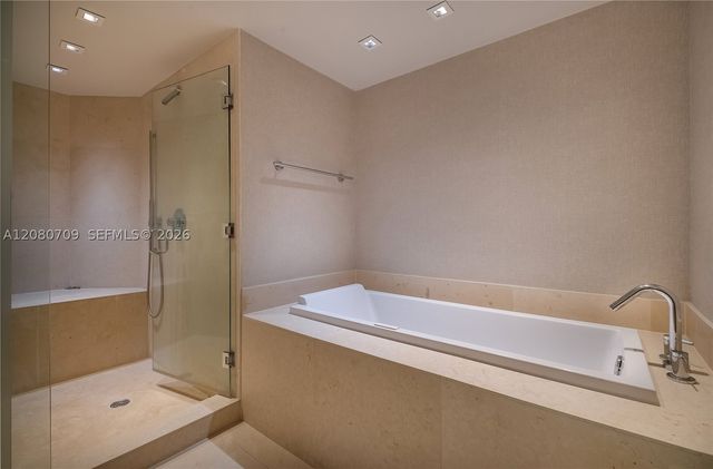 465 Brickell Ave PH5701, Miami, FL 33131
