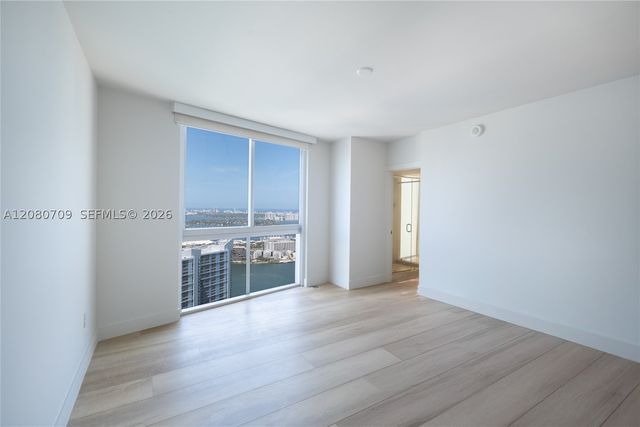 465 Brickell Ave PH5701, Miami, FL 33131