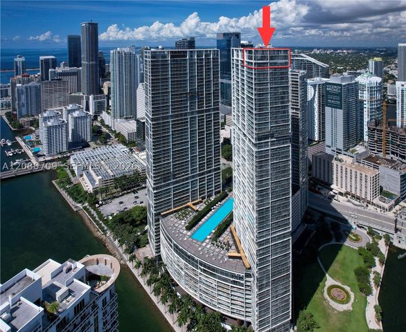465 Brickell Ave PH5701, Miami, FL 33131
