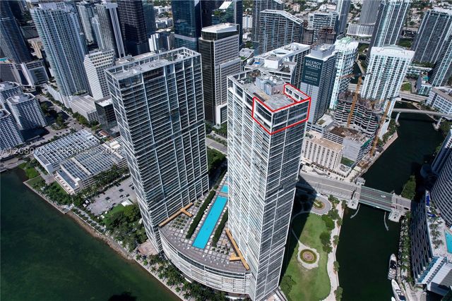 465 Brickell Ave PH5701, Miami, FL 33131