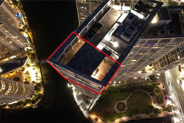 465 Brickell Ave PH5701, Miami, FL 33131