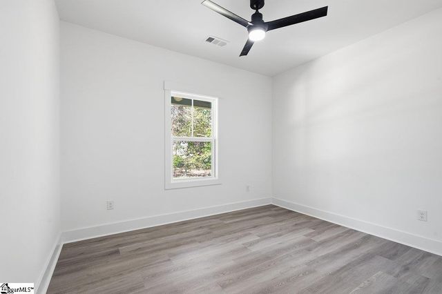 14 Briarwood Court, Simpsonville, SC 29681