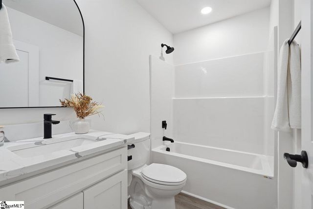 14 Briarwood Court, Simpsonville, SC 29681