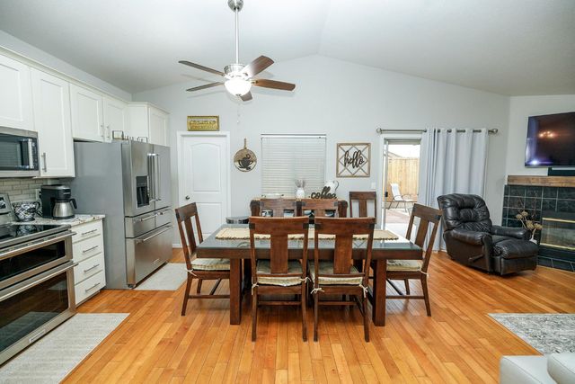 7699 E Hannah Ave, Hilmar, CA 95324