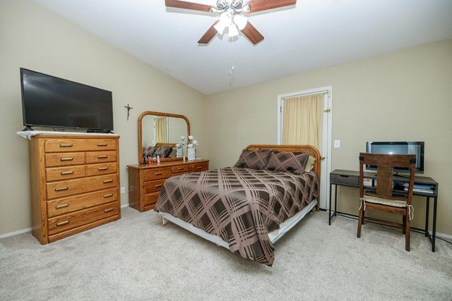 7699 E Hannah Ave, Hilmar, CA 95324