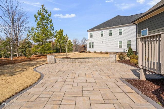 1617 Edgerock Cove Court, Cary, NC 27519