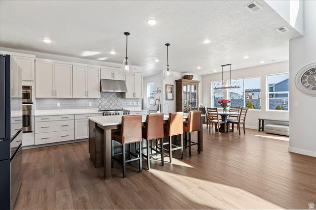 3281 S 2410 W, Syracuse, UT 84075