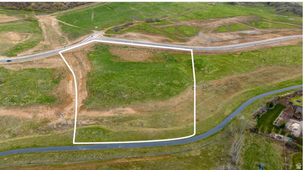 Image 3 of property listing at 1974 S Preserve Dr 56, Mapleton, UT 84664