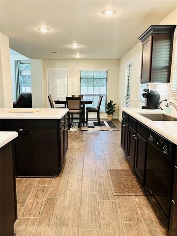 7114 Limestone Circle, Manvel, TX 77578