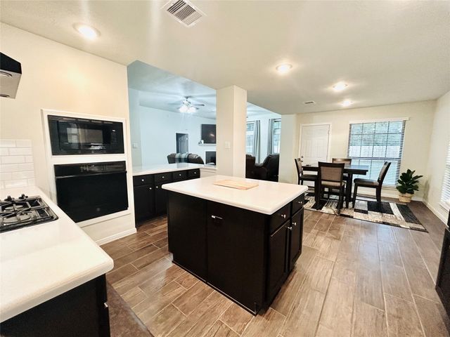 7114 Limestone Circle, Manvel, TX 77578