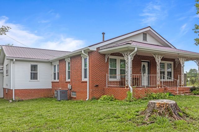 110 Wheeler Avenue, Pikeville, TN 37367