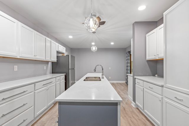 110 Wheeler Avenue, Pikeville, TN 37367