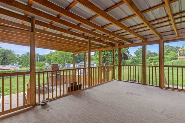 110 Wheeler Avenue, Pikeville, TN 37367