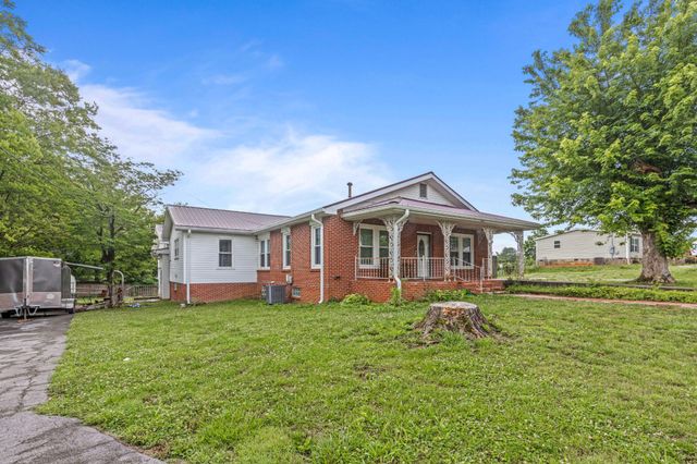 110 Wheeler Avenue, Pikeville, TN 37367
