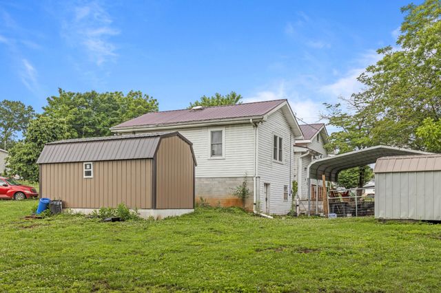 110 Wheeler Avenue, Pikeville, TN 37367