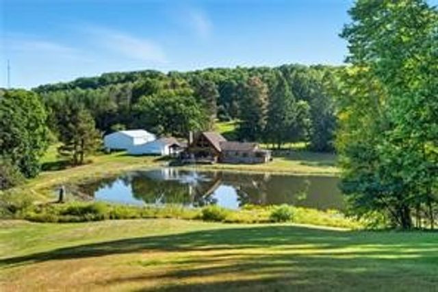 128 Courson Lane, Allegheny Twp, PA 16373