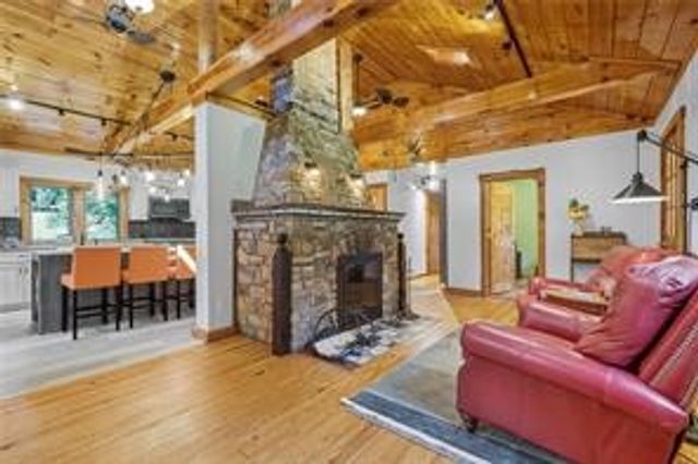 128 Courson Lane, Allegheny Twp, PA 16373