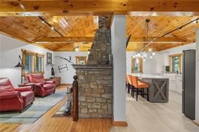 128 Courson Lane, Allegheny Twp, PA 16373