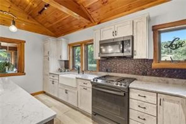 128 Courson Lane, Allegheny Twp, PA 16373