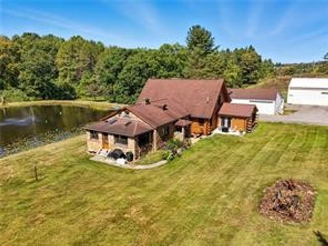 128 Courson Lane, Allegheny Twp, PA 16373