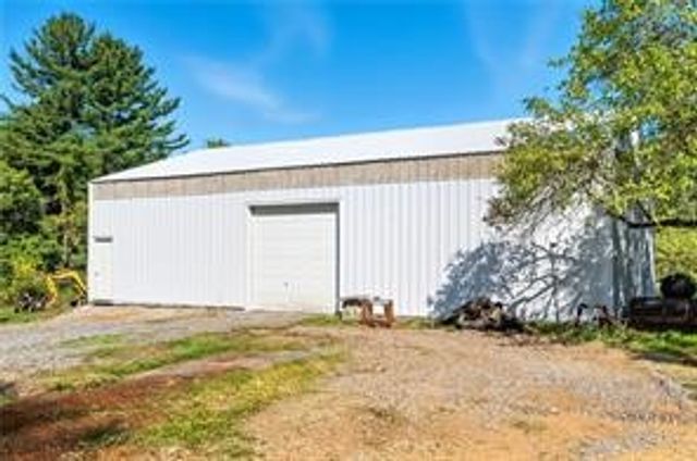 128 Courson Lane, Allegheny Twp, PA 16373