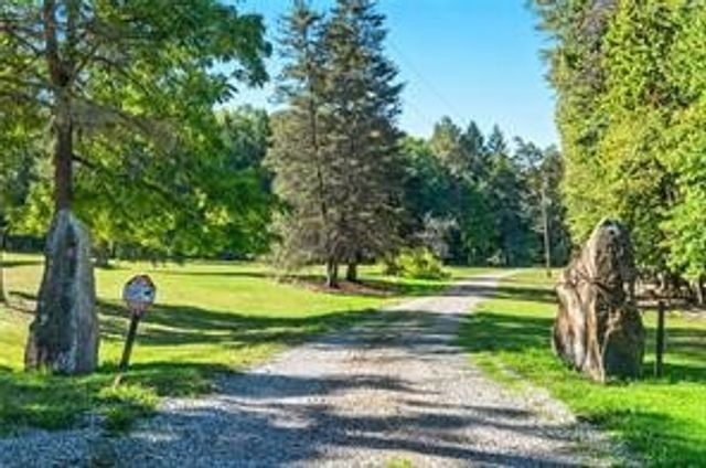 128 Courson Lane, Allegheny Twp, PA 16373