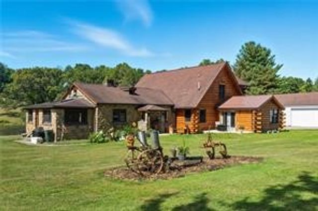 128 Courson Lane, Allegheny Twp, PA 16373