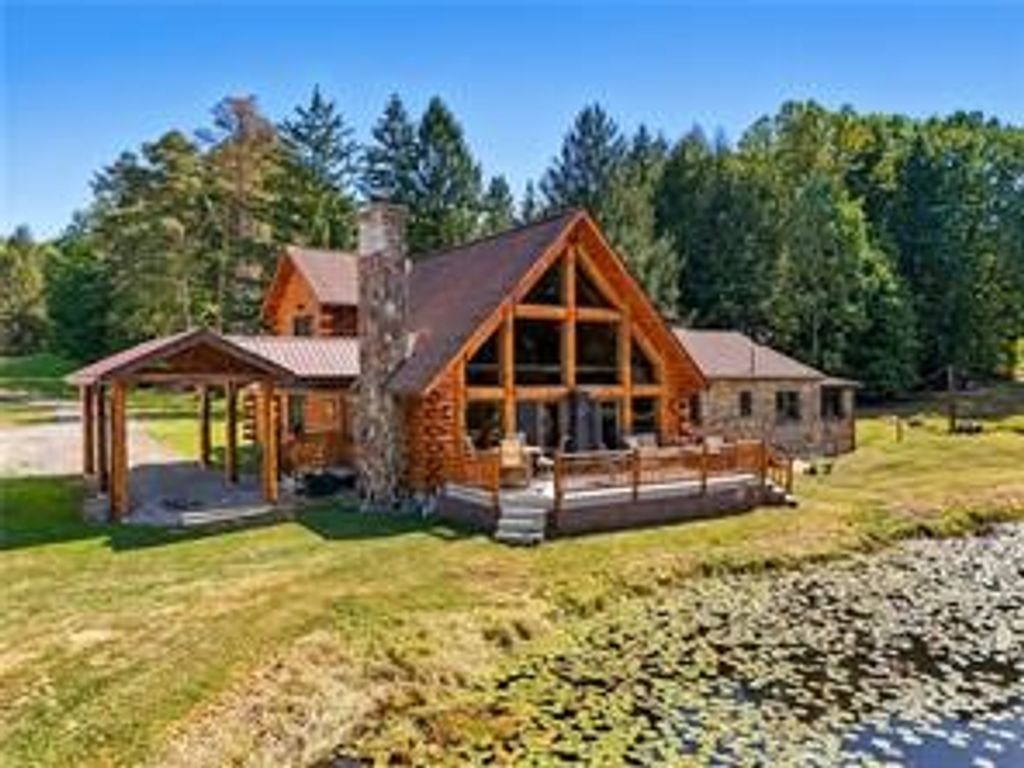 128 Courson Lane, Allegheny Twp, PA 16373