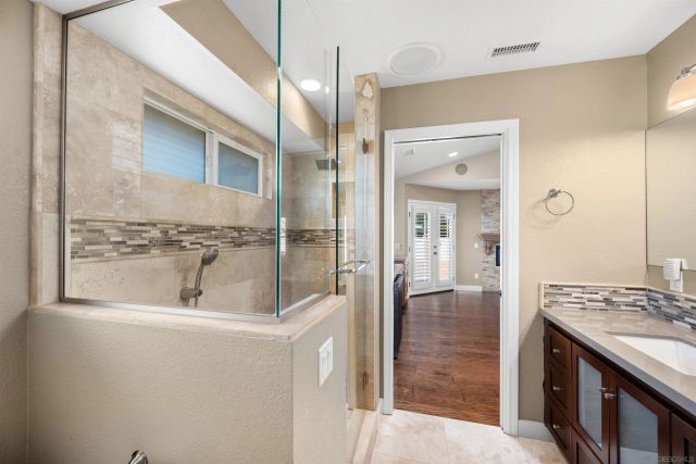 6811 Boxford Drive, San Diego, CA 92117