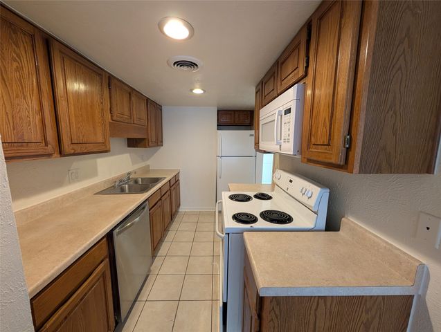 5730 Martel Avenue 115, Dallas, TX 75206