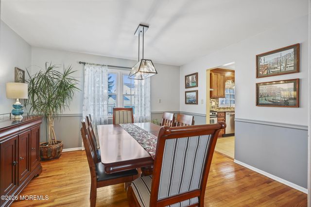 23 Sherwood Road, Parlin, NJ 08859