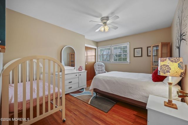 23 Sherwood Road, Parlin, NJ 08859