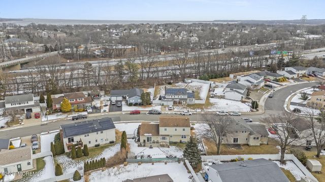 23 Sherwood Road, Parlin, NJ 08859