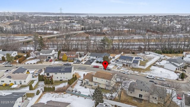 23 Sherwood Road, Parlin, NJ 08859