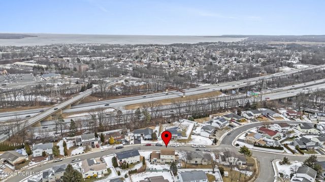 23 Sherwood Road, Parlin, NJ 08859