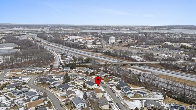 23 Sherwood Road, Parlin, NJ 08859