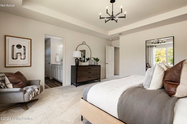 4007 Mosswood Ln, La Grange, KY 40031