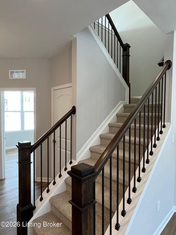 4007 Mosswood Ln, La Grange, KY 40031