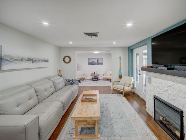 6746 RIVER ROAD, New Port Richey, FL 34652