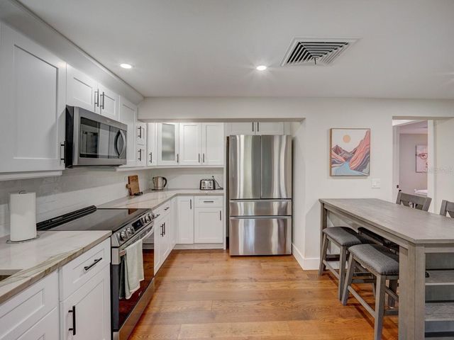 6746 RIVER ROAD, New Port Richey, FL 34652