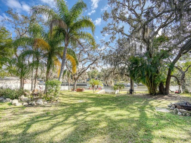 6746 RIVER ROAD, New Port Richey, FL 34652