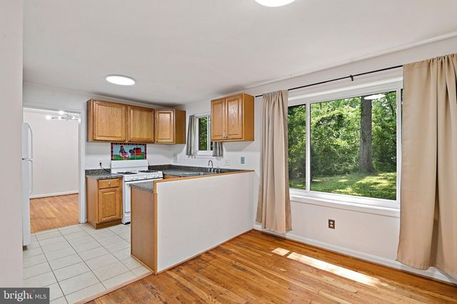 8701 PARLIAMENT, Springfield, VA 22151